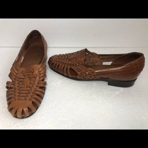 🛑SOLD🛑Trotters Woven Leather Slip On Low Heels